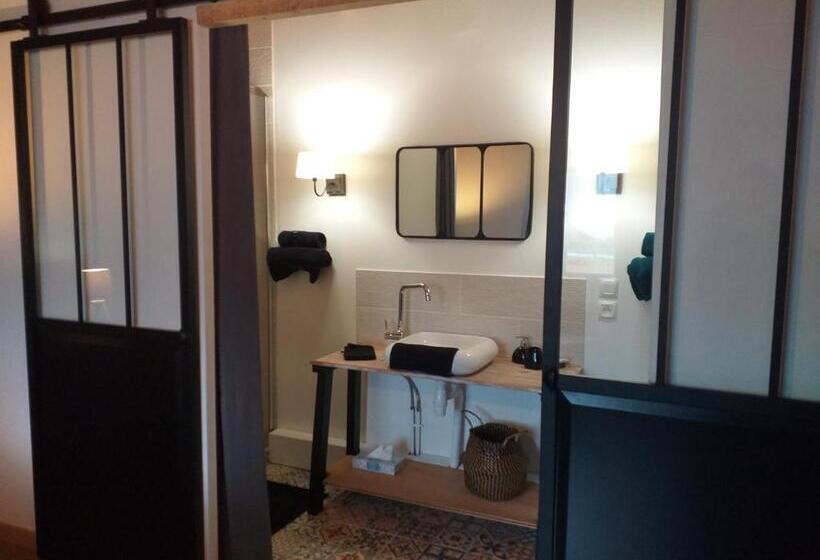 标准间, La Hulotte Au Col Haut