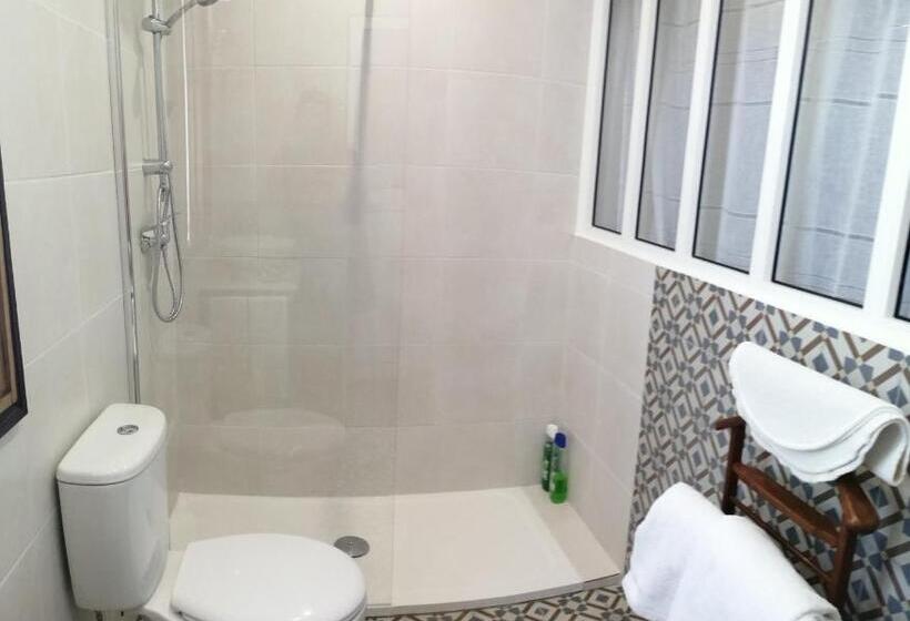 غرفة قياسية ثلاثية, Casa Dos Pingos De Mel