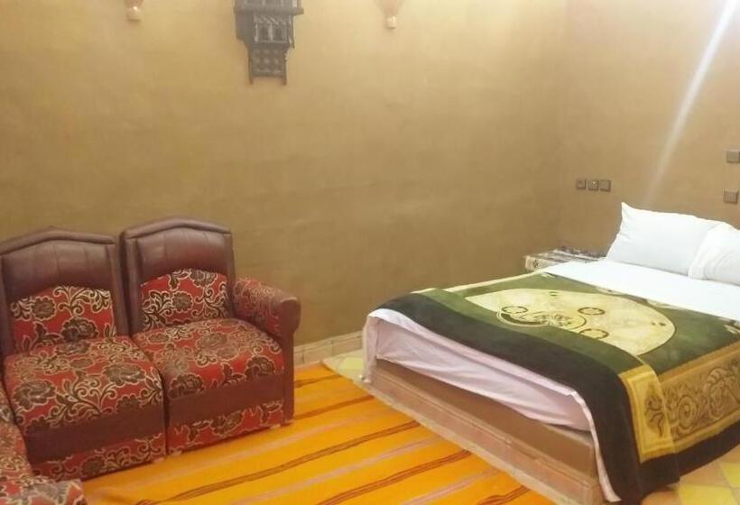 اتاق خانوادگی, Auberge Bougafer