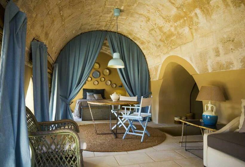 جناح مطلّ علي الحديقة, Masseria Celano
