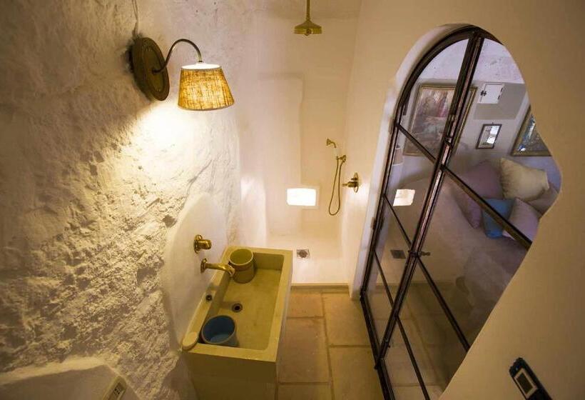 جناح عائلي, Masseria Celano