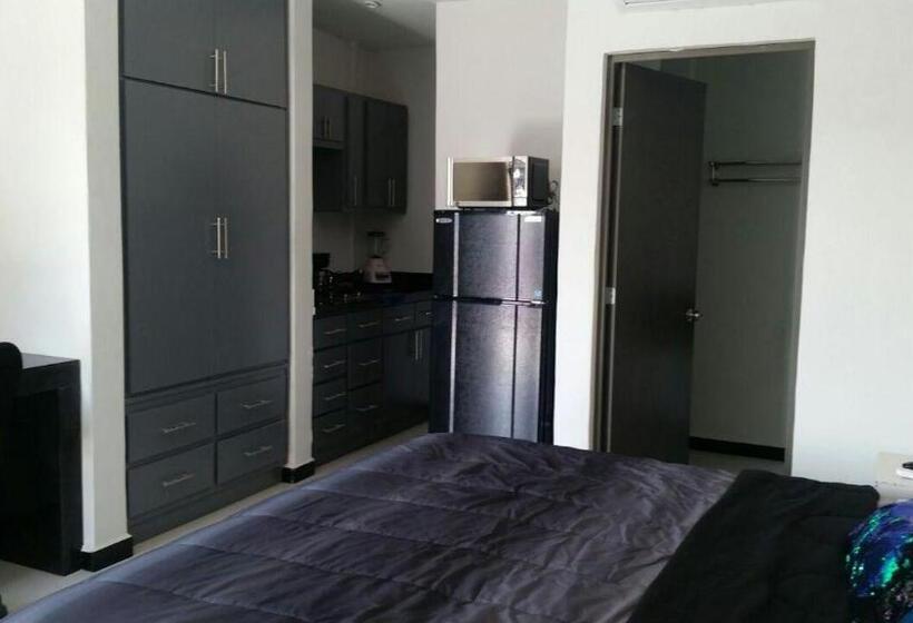带大床的套房, Privatto Suites