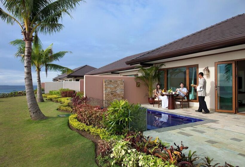 Вилла с 1 спальней и бассейном, Crimson Resort And Spa   Mactan Island, Cebu