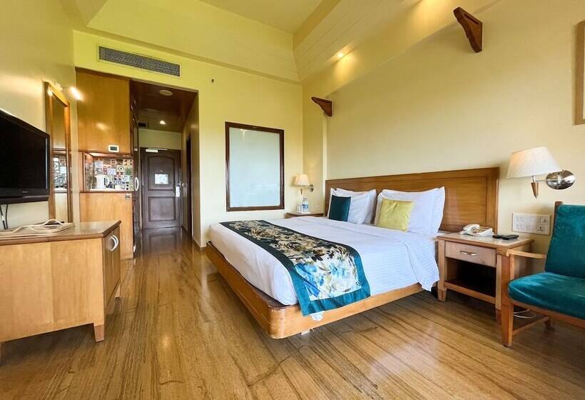 デラックスルーム, Acron Candolim Regina