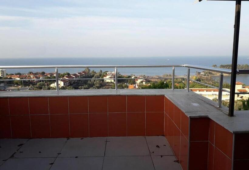 Номер Стандарт Вид на Море с Балконом, Asia Apart