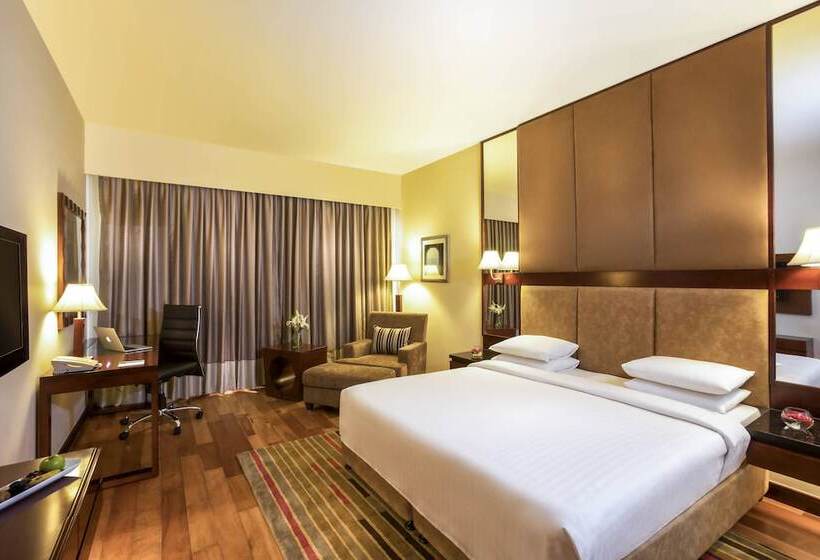 Executive Room, Courtyard By Marriott Ahmedabad