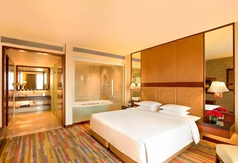 سوییت اجرایی, Courtyard By Marriott Ahmedabad