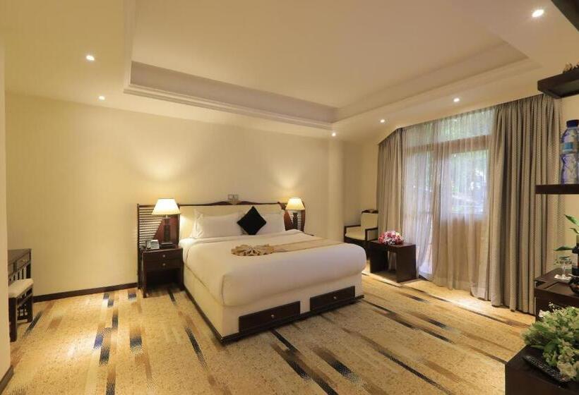 اتاق استاندارد, De Leopol