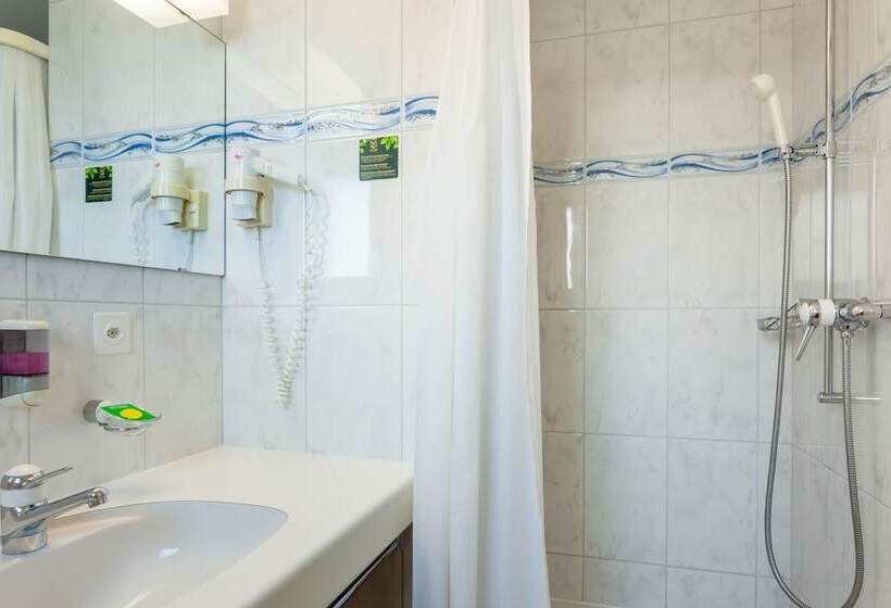 اتاق راحتی یک تخته, Jägerhof