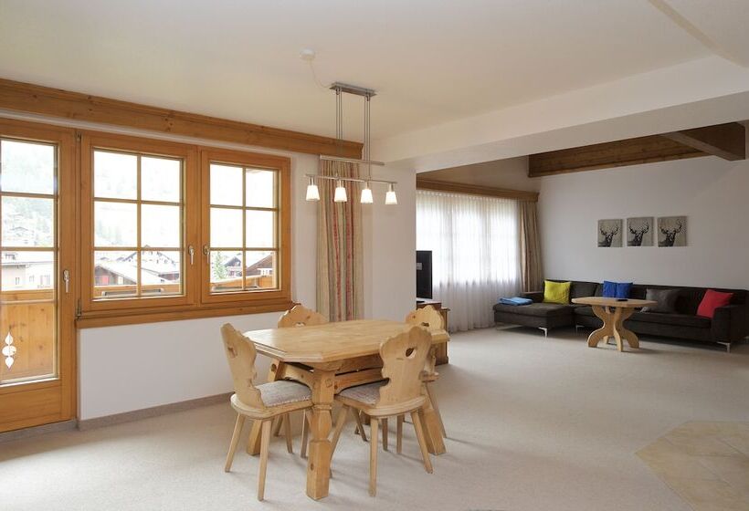 家庭套房, Jägerhof