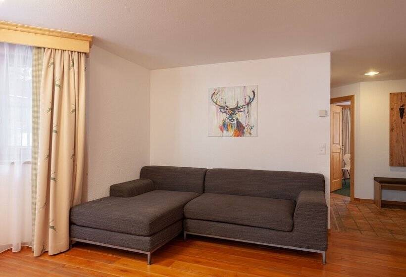 سوییت خانوادگی, Jägerhof