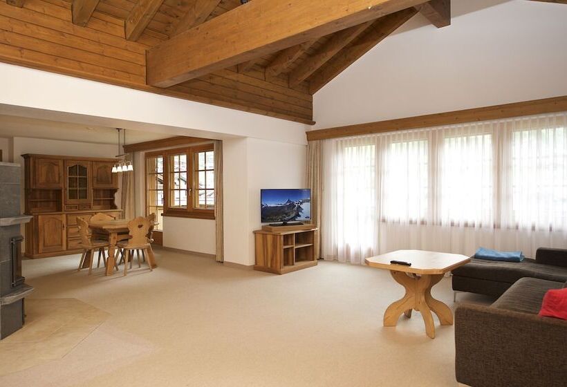 سوییت خانوادگی, Jägerhof