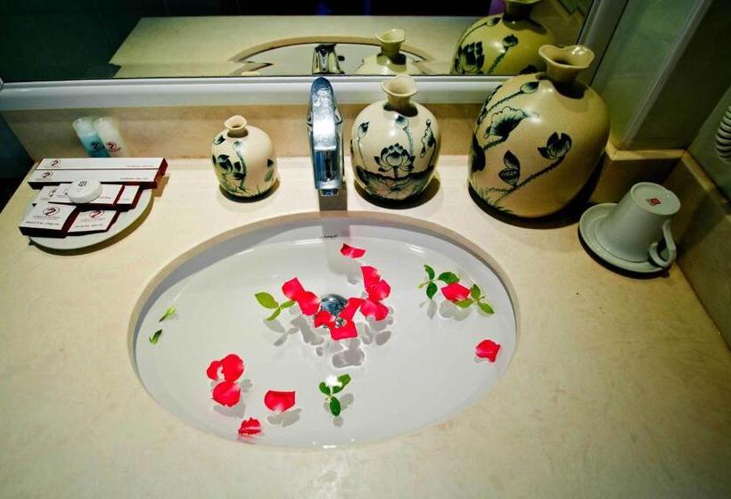 Junior Suite, La Beaute De Hanoi