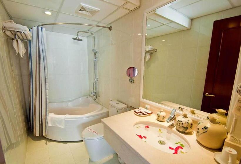 Junior Suite with Balcony, La Beaute De Hanoi
