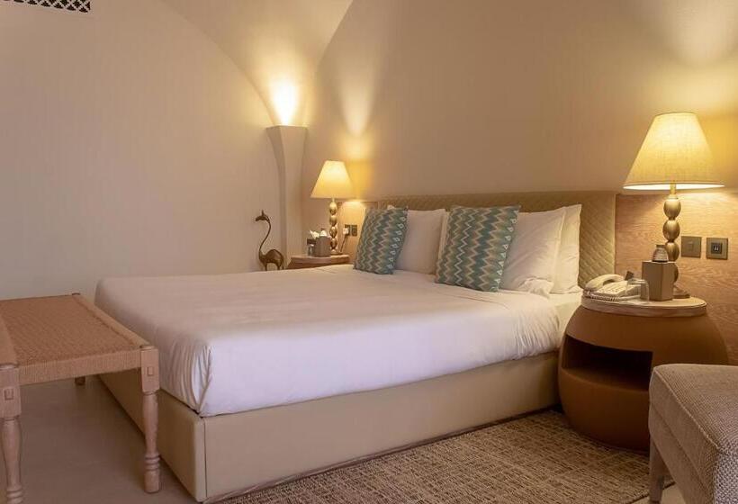 اتاق لوکس, Liwa