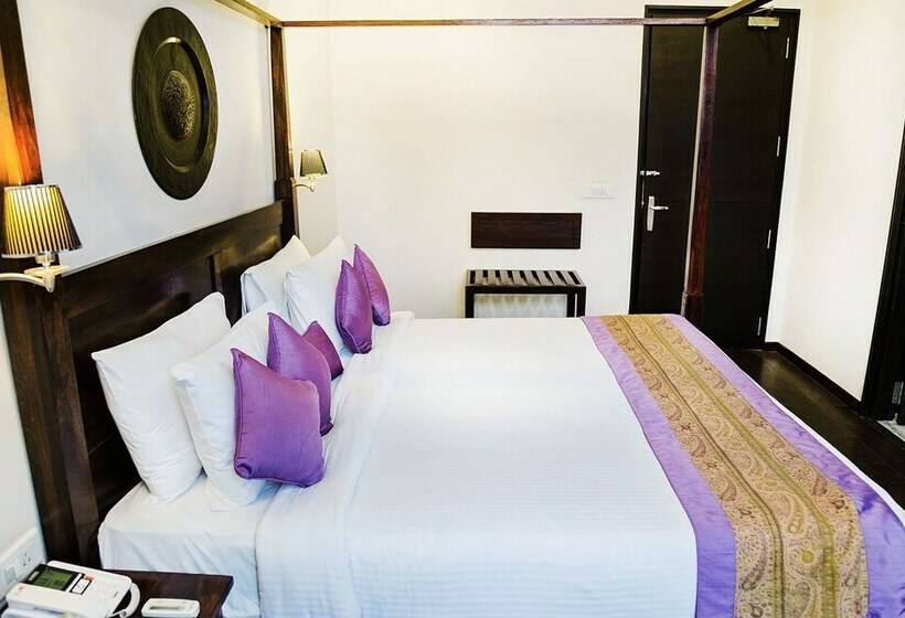 Suite, Mantra Amaltas