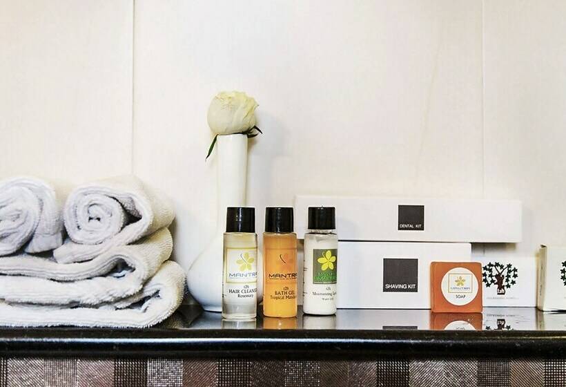 Suite, Mantra Amaltas