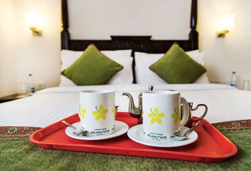 Comfort Room, Mantra Amaltas