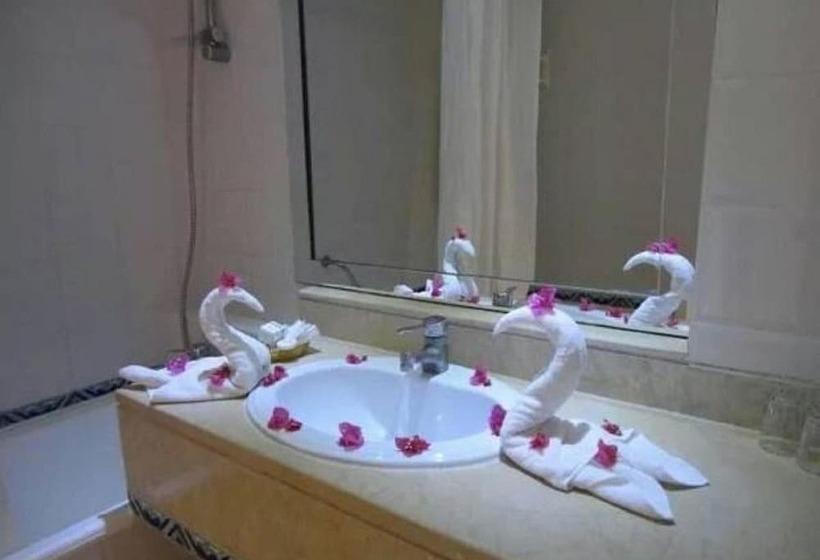 标准三人间, Palmyra Golden Beach Families And Couples