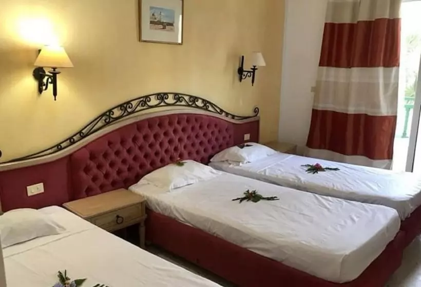 اتاق استاندارد سه نفره, Palmyra Golden Beach Families And Couples
