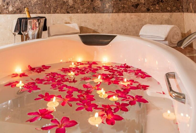 Номер Стандарт, Serene Pavilions