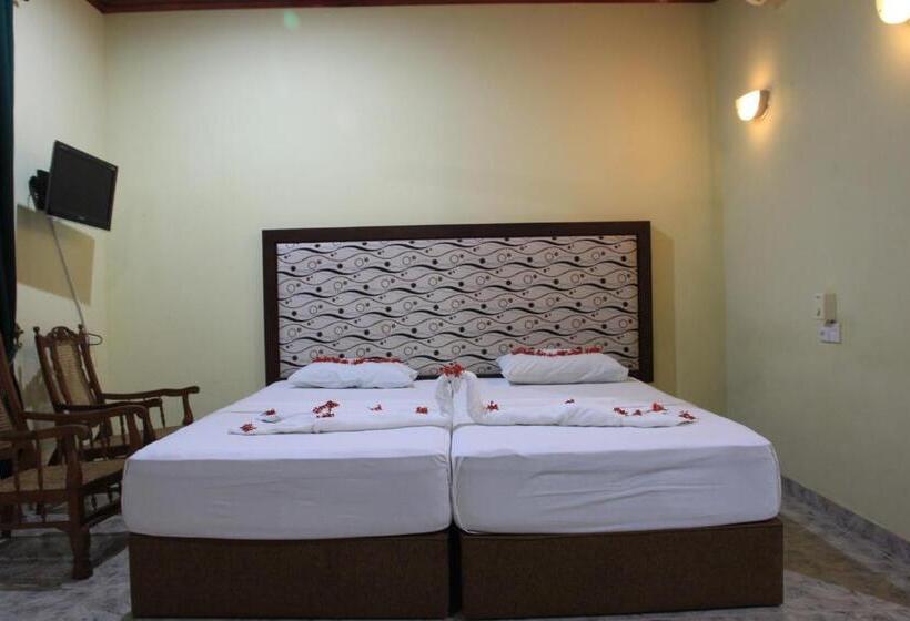 Номер Deluxe Вид на Бассейн, Wila Safari