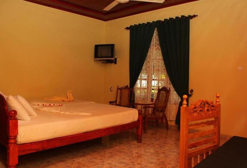 Номер Стандарт Индивидуальный, Wila Safari