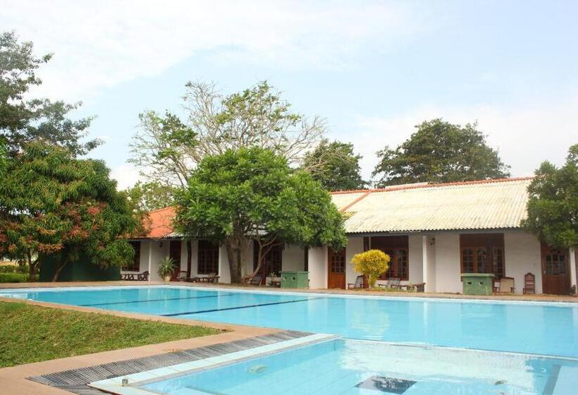 Семейный Номер Вид на Сад, Wila Safari