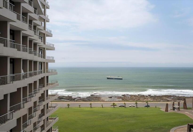 带大床的标准间, Premier Hotel East London Icc