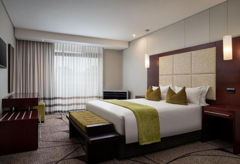 Люкс Superior, Premier Hotel East London Icc