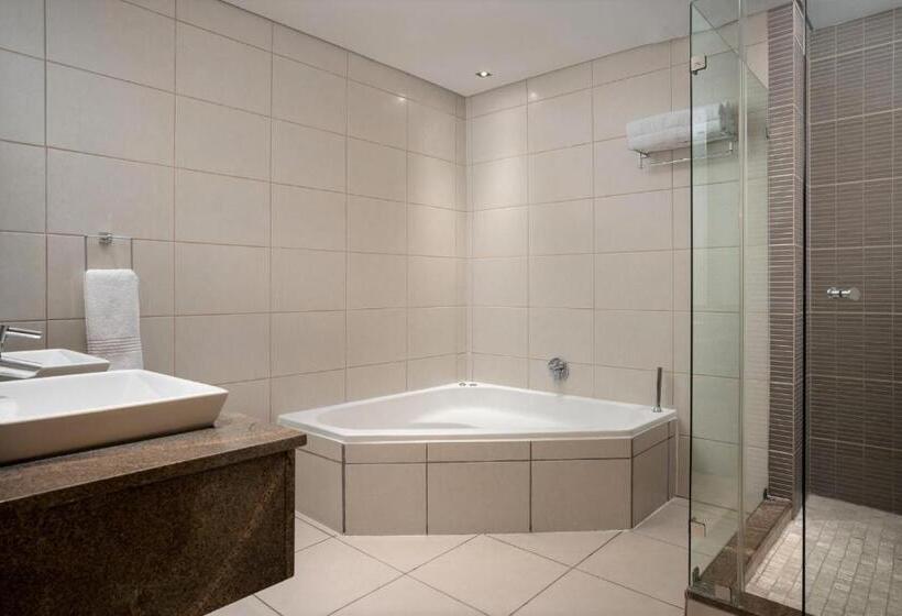 高级套房, Premier Hotel East London Icc