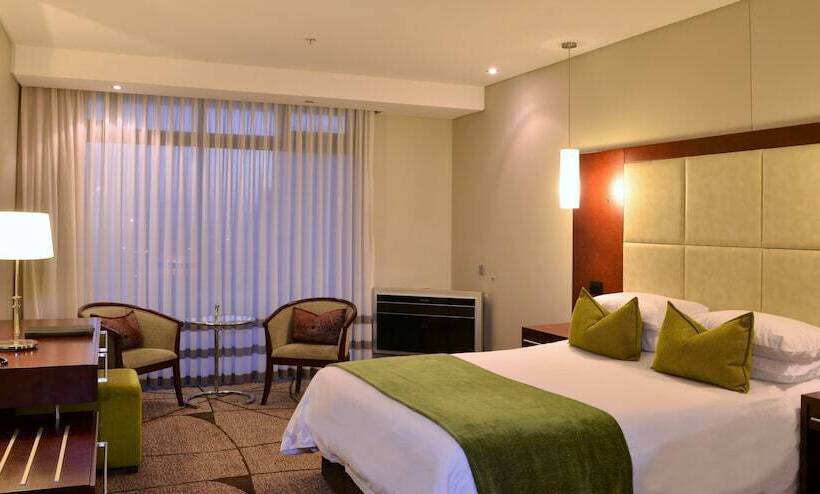 标准间带双人床, Premier Hotel East London Icc