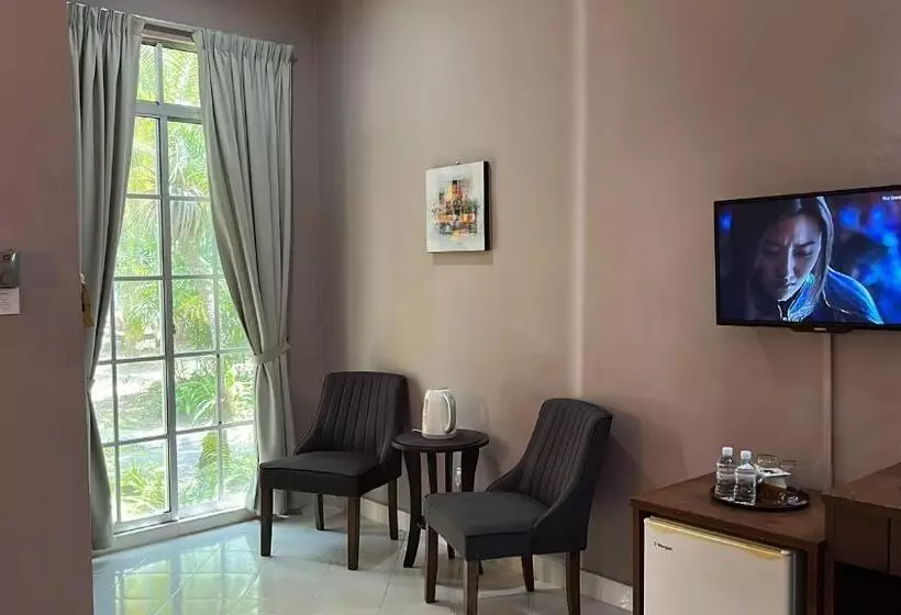 اتاق لوکس, White Lodge