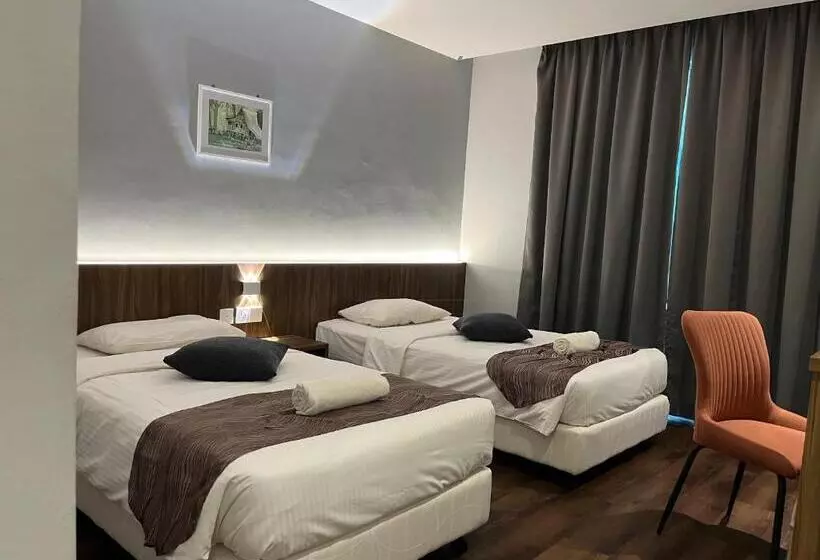 اتاق استاندارد با چشم‌انداز استخر, White Lodge