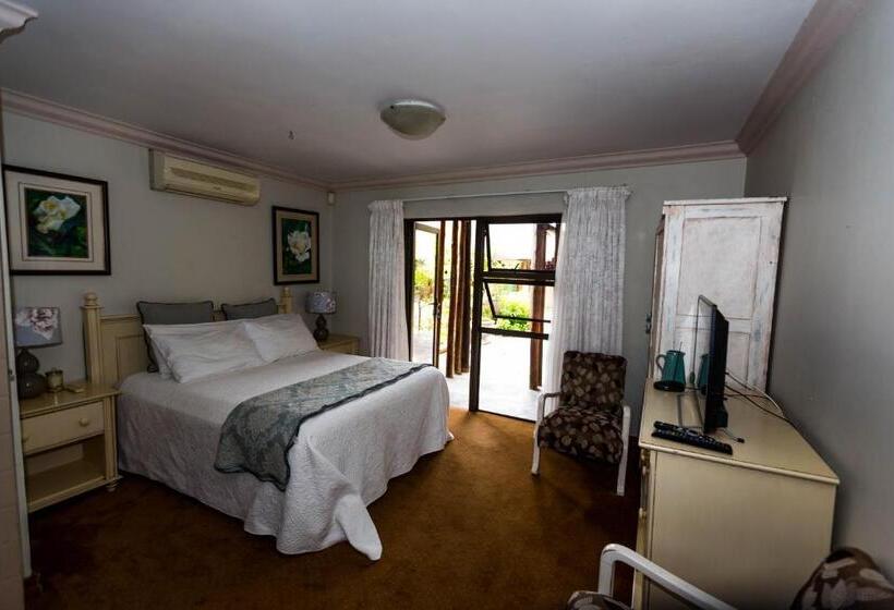 스탠다드 룸 풀장 전망, Inyameko Bnb