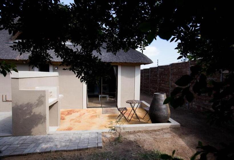 이코노미 룸, Inyameko Bnb