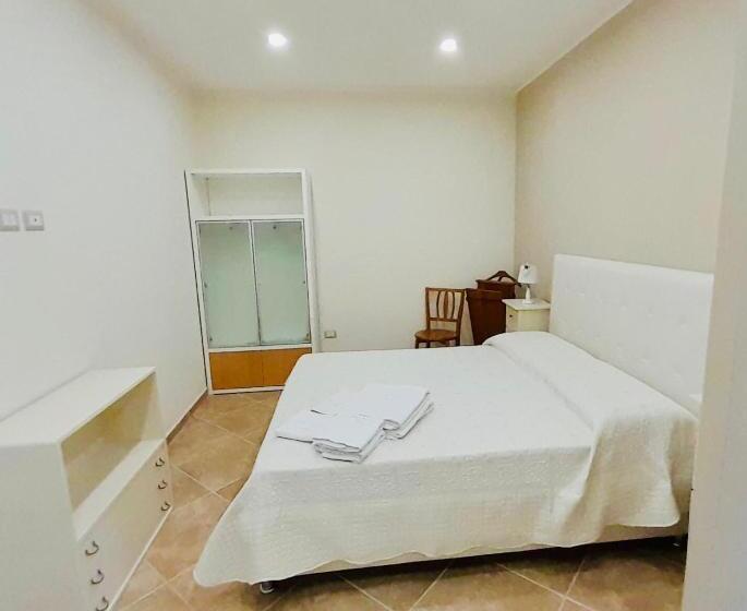 דירת חדר בקומת קרקע, Casa Vacanze San Paolo