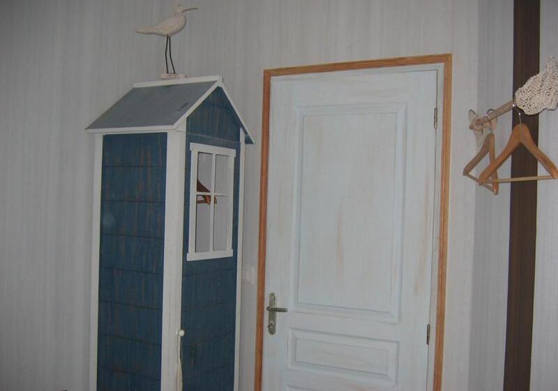 标准单人间, La Bergerie