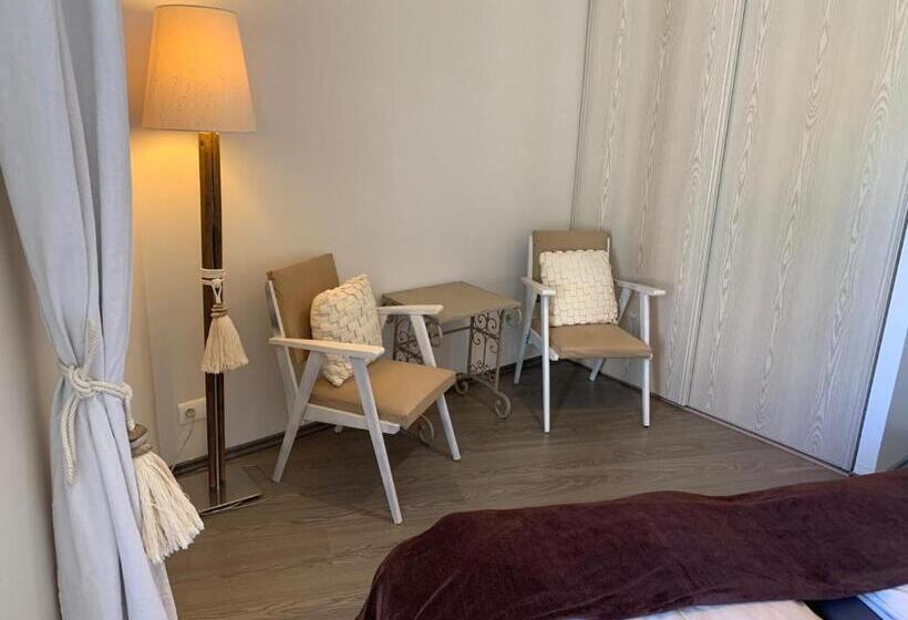 标准间, La Bergerie