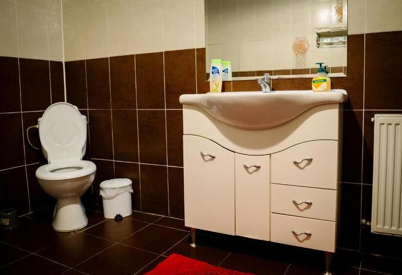 四人标准间, Class