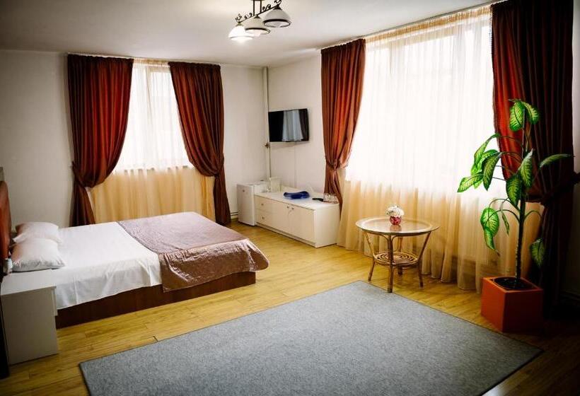 四人标准间, Class