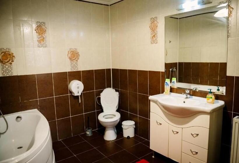 四人标准间, Class