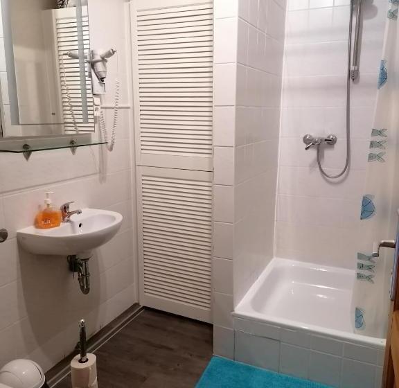 Quarto Estandar, Löwen Unterkunft Braunschweig