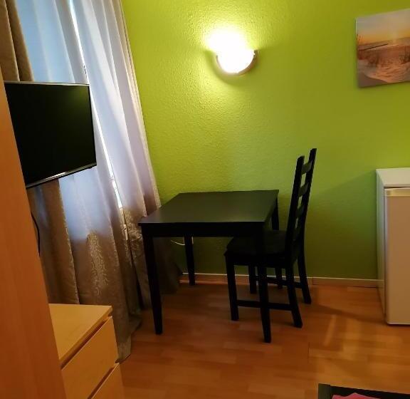Quarto Estandar Individual, Löwen Unterkunft Braunschweig