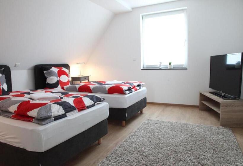 Апартаменты 1 Спальня, Schwaben Apartment