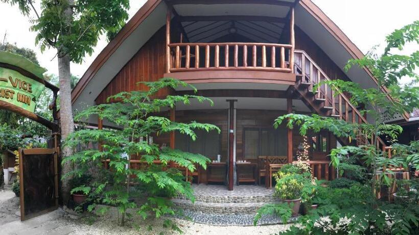 سوییت لوکس, Theresa S Pension House