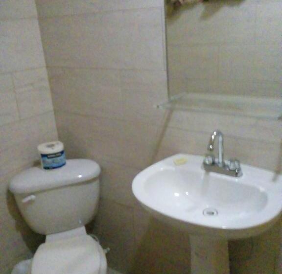 اتاق استاندارد با تخت دوبل, La Vid Posada Inn