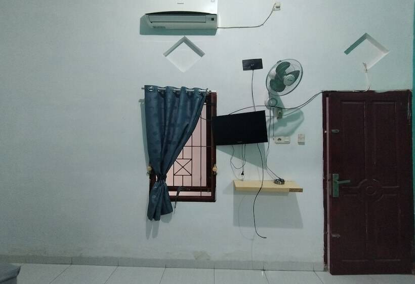 Camera Standard, Wisma Hiro Pertiwi