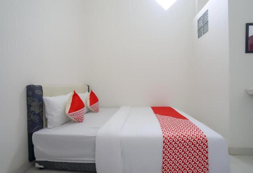 Camera Standard, Wisma Hiro Pertiwi