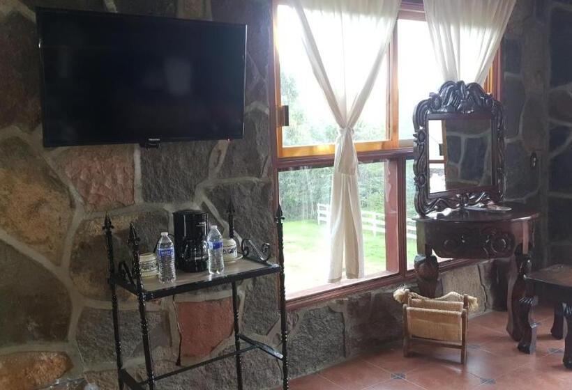 סוויטה נוף להרים, Rio Estigia Inn